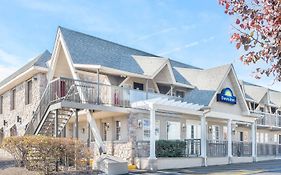 Days Inn By Wyndham Springfield/Phil.Intl Airport